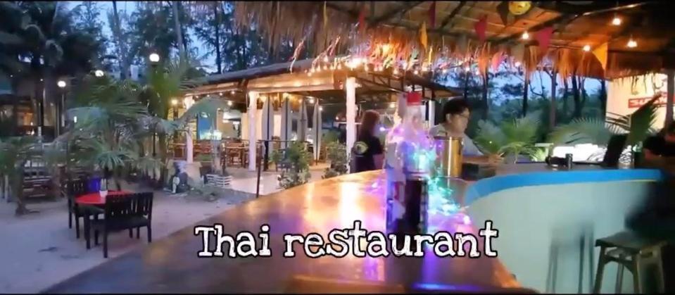Micky Monkey Beach Hotel Phuket Maikhao Thailand Mai Khao Eksteriør bilde